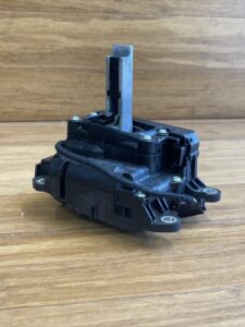 2018-2025 Audi Q5 FY Transmission Shift Shifter Gear Selector Lever 80B713041N