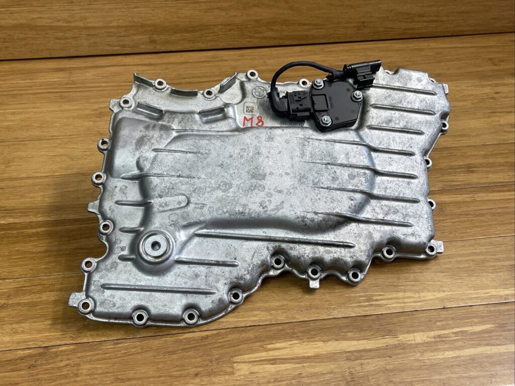 2018-2025 BMW M5 M8 X5 X7 4.4L S63 Engine Lower Oil Pan Sump OEM 7852328