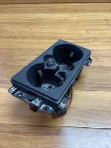 2019-2020 Audi Q7 Q8 4M Center Console Cup Holder 4M8862533 OEM *NOTE*