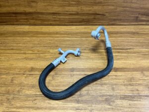 2019-2023 BMW X7 G07 A/C Refrigerant Hose Line Pipe Front Side 9354570 OEM