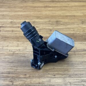 2019-2026 BMW X3 X4 X5 840i Engine Motor Oil Filter & Cooler Housing OEM
