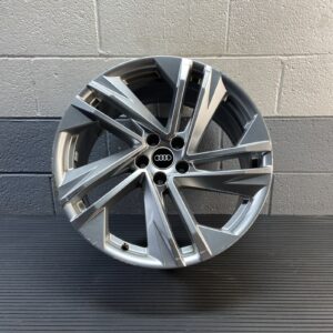 2020-2024 Audi Q7 4M Alloy Wheel Rim Disc Silver 9Jx20 ET28 Genuine OEM *NOTE*