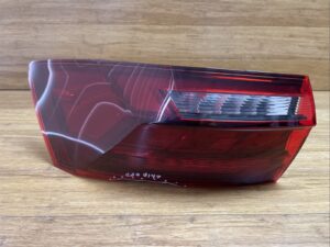 2020-2024 Volkswagen Jetta GLI Rear Left Taillight Lamp OEM *NOTE*