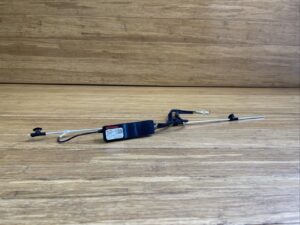 2020-2026 Chevrolet Corvette C8 Right Radio Antenna AMP Amplifier Module OEM