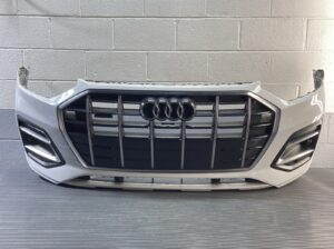 2021-2025 Audi Q5 FY Bumper Cover W/ Grille Assembly Front White LS9R OEM *NOTE*