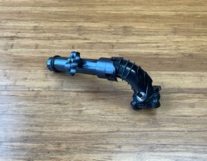 2022-2025 Volvo S60 2.0L Engine Air Pipe Resonator 31684282 10k Miles OEM