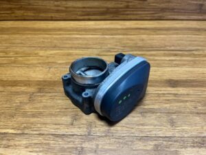 2002-2008 Mini Cooper R53 1.6L Engine Throttle Body Housing 13541503358 OEM