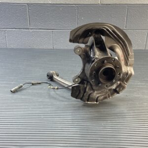 2008-2013 BMW M3 E92 Spindle Knuckle Wheel Hub Front Right Side OEM *NOTE*