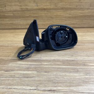 2009-2018 Volkswagen Tiguan Front Right Side Door Rear View Mirror Housing OEM