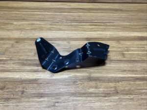 2009-2023 Rolls Royce Dawn RR6 Front Rigth Bracket Underbody Panelling OEM