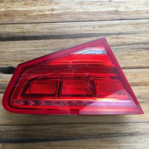 2011-2014 Audi A8 D4 Quattro Rear Inner Left LED Tail Light Lamp OEM *NOTE*