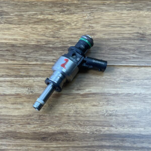 2011-2018 Audi RS7 4G8 Fuel Injector Valve 4.0L V8 Twin Turbo OEM 70K Miles