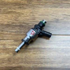 2011-2018 Audi RS7 4G8 Fuel Injector Valve 4.0L V8 Twin Turbo OEM 70K Miles