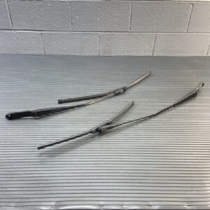 2011-2019 Audi A7 C7 Windshield Window Wiper Arm Front W/ Blade Set of 2 OEM