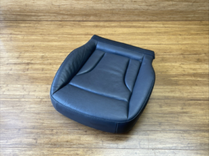 2012-2017 Audi Q5 8R 2.0L Bottom Seat Cushion Lower Front Right Black OEM