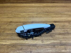 2012-2021 BMW M2 F87 Front Right Side Door Handle White 300 OEM *NOTE*