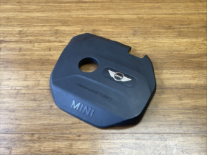 2014-2020 Mini Cooper S F55 2.0L Engine Cover Trim Panel Cap 11128601635 OEM