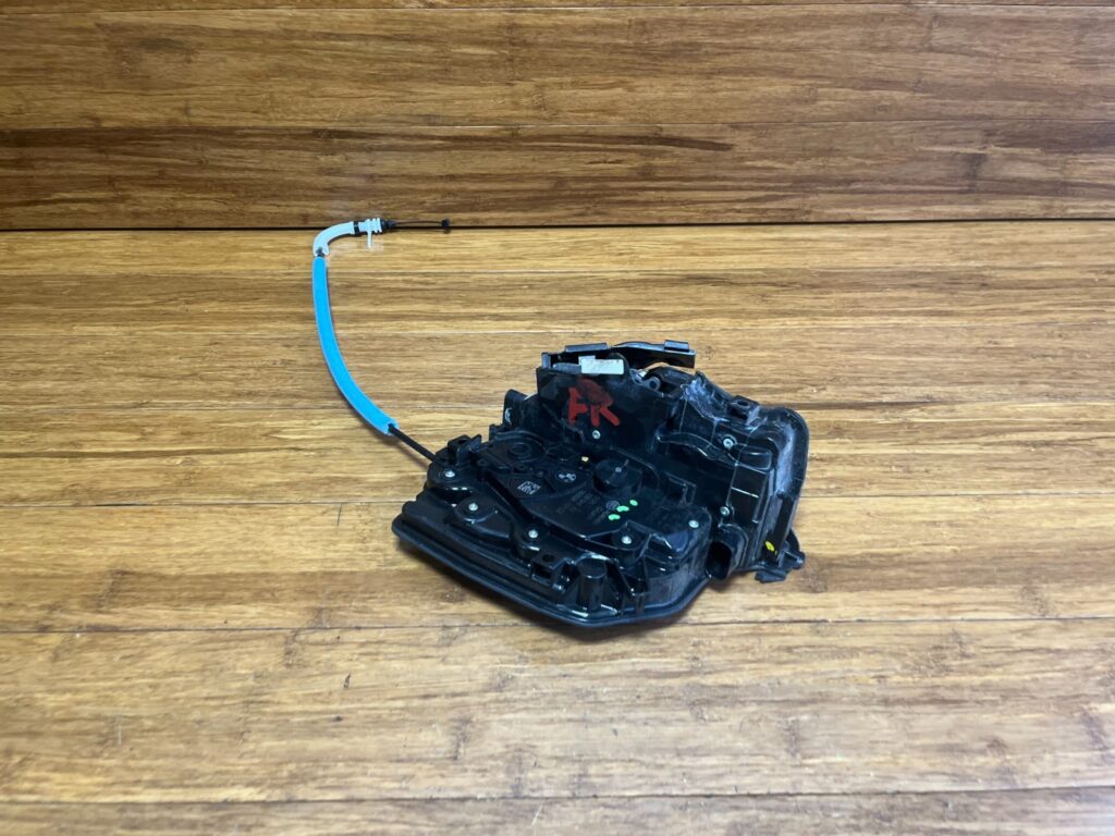 2014-2023 BMW X5 F15 Door Lock Latch Actuator Motor Assembly Front Right OEM