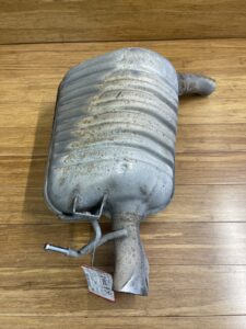 2015-2017 Mercedes CLS400 W218 3.0L Exhaust Muffler Rear Right Side OEM