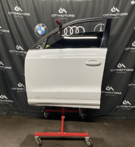 2015-2018 Audi Q3 8U Door Assembly W/ Glass Front Left White LS9R OEM *NOTE*