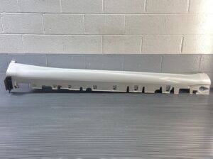 2015-2018 BMW X5 F15 Lower Right Side Rocker Panel Skirt Trim Cover OEM *NOTE*