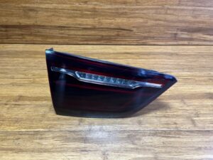 2015-2019 BMW X6M F86 Tail Light Lamp Inner Rear Left Side 7438827 OEM *NOTE*