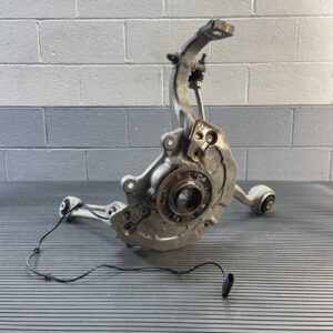 2015-2023 Mercedes C300 C205 Spindle Knuckle Front Right Side Wheel Hub OEM