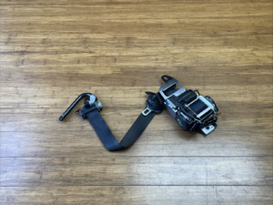 2015-2023 Mercedes GLC63 C253 Front Right Side Seat Belt Seatbelt Retractor OEM