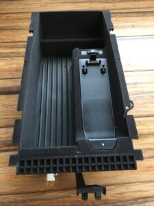 2016-2018 BMW 650 F06 Storage Compartment Center Console Music Interface OEM