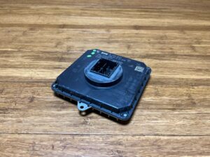 2016-2021 BMW 440i Right Hand LED Headlight Control Module 12V 8494842 OEM