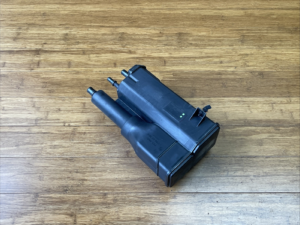 2016-2023 BMW X1 F48 2.0L AWD Charcoal Fuel Vapor Canister Unit 16117390448 OEM