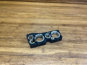 2016-2024 Audi R8 4S 5.2L Engine Front Water Cooling Bracket 4S0121305C OEM