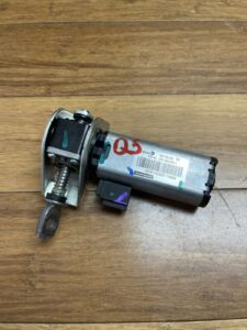 2018-2025 Volkswagen / Audi Q5 FY Front Right Seat Motor 3QF959248A OEM