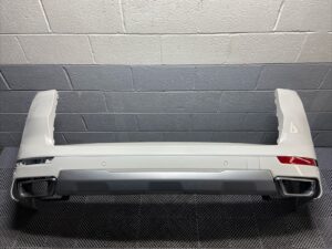2019-2022 BMW X7 G07 Rear Side Bumper Mineral White Metallic OEM *NOTE*