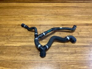 2019-2023 BMW X7 G07 3.0L Radiator Coolant Pump Hose Pipe Tube Cooling OEM
