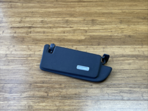 2019-2025 Audi Q7 4M Sun Visor W/ Mirror And Light Black Cloth Left OEM