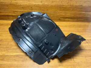 2019-2026 BMW X7 G07 Fender Liner Front Left Rearward Wheel Housing OEM