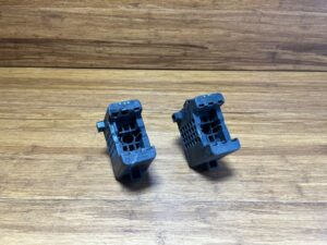 2020-2023 Mercedes GLE350 V167 Front R & L Jack Point Pad Set Of 2 OEM *NOTE*