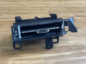 2023-2026 BMW X1 U11 Left Driver Side Vent Air Grille OEM Genuine Panel