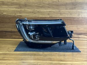 2024-2025 Volkswagen Atlas Front Right LH LED Headlight Headlamp OEM 3CN941082N
