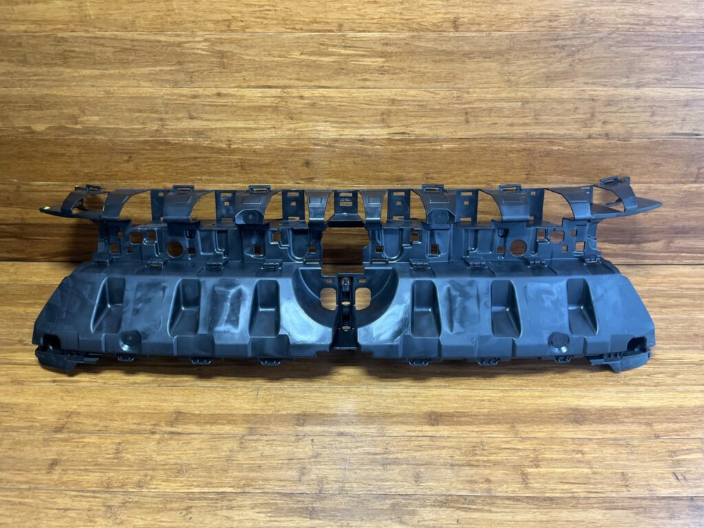 2025-2026 Volkswagen Tiguan CT1 Bumper Cover Support Bracket Front OEM *NOTE*