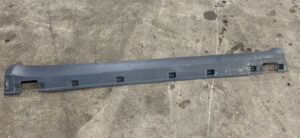 2007-2012 Mercedes X164 GL550 Right Passenger Side Rocker Panel Side Skirt OEM