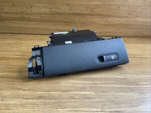2008-2015 Audi R8 42 Spyder Dash Glove Box Compartment Black OEM *NOTE*