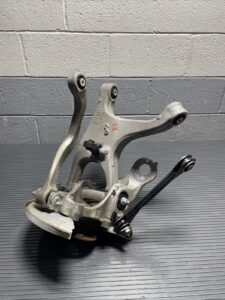 2009-2018 Audi Q5 8R AWD Spindle Knuckle Hub W/ Arms Rear Right 108K Miles OEM