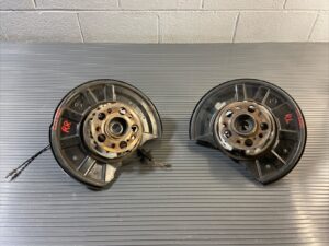 2010-2018 Mercedes CLS550 Rear Spindle Knuckle Hub Bearing Assembly OEM