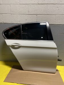 2011-2016 BMW F10 528i 535i 550i Rear Right Passenger Door White OEM*note