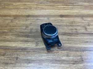 2011-2022 BMW X6M F86 iDrive Navigation Media Controller Knob NAV Button OEM