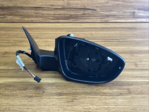 2012-2018 Volkswagen Beetle Right Side View Power Mirror w/out Glass OEM *NOTE*