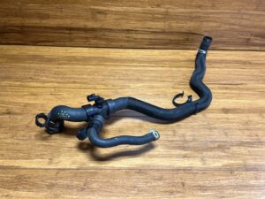 2014-2017 Land Rover Discovery Sport L550 Engine Water Coolant Hose Pipe OEM
