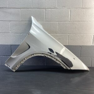2014-2018 BMW X5 F15 Front Right Fender Panel Mineralweiss White A96 OEM NOTE